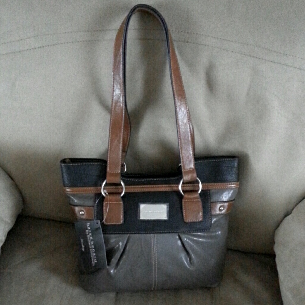 Harve Benard Shoulder Bag. NWT - Picture 2 of 8